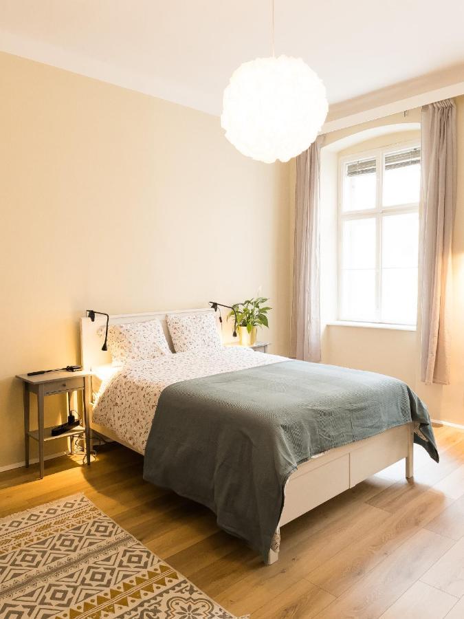 Central And Stylish Apartment Відень Екстер'єр фото