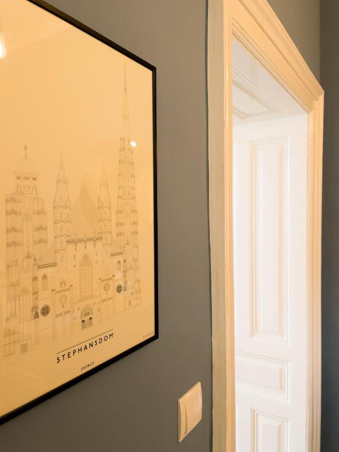 Central And Stylish Apartment Відень Екстер'єр фото
